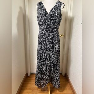 LOFT Black and White Patterned dress